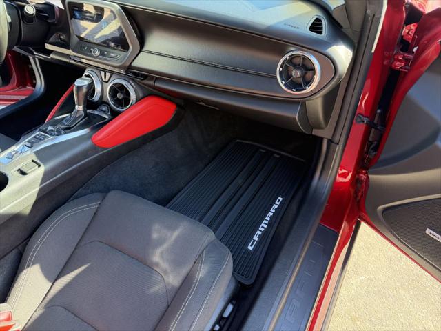 2021 Chevrolet Camaro RWD Coupe LT1