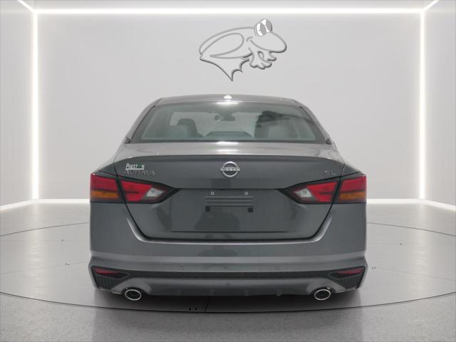 2025 Nissan Altima SL FWD
