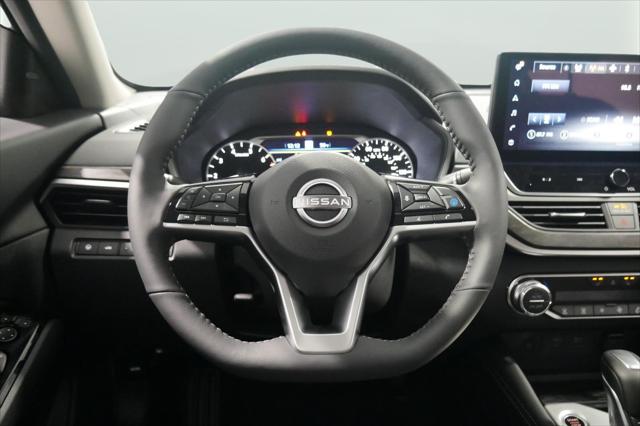 2025 Nissan Altima SL FWD