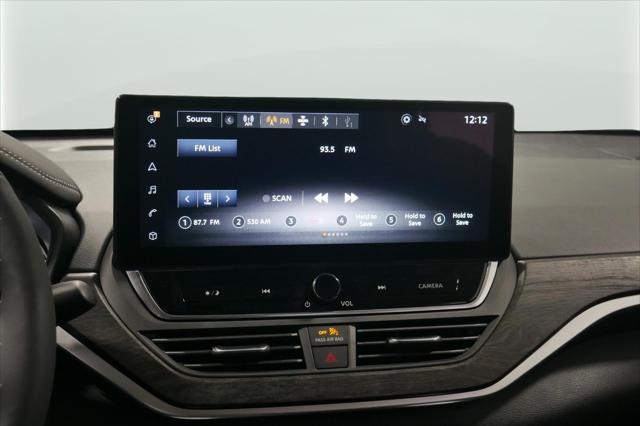 2025 Nissan Altima SL FWD