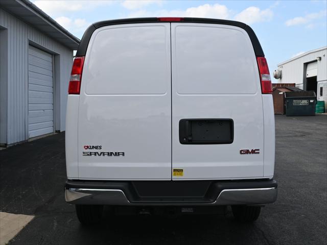 2025 GMC Savana Cargo RWD 2500 Regular Wheelbase Work Van