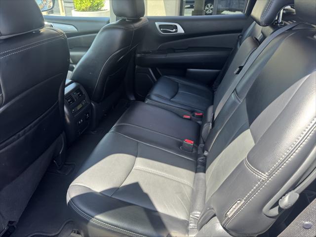 2020 Nissan Pathfinder SL 4WD