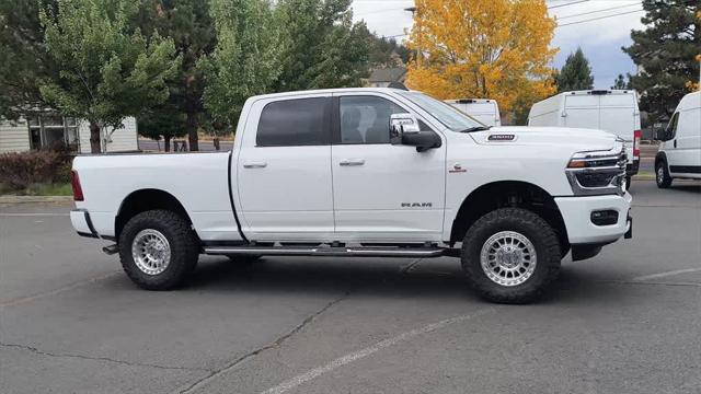 2026 RAM Ram 3500 RAM 3500 LARAMIE CREW CAB 4X4 64 BOX