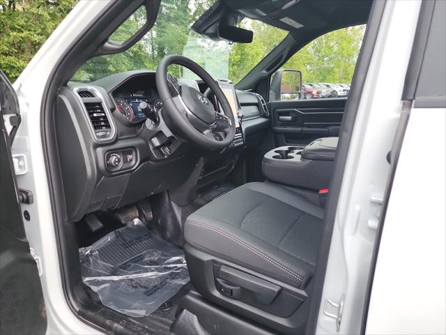 2026 RAM Ram 5500 Chassis Cab RAM 5500 BIG HORN CHASSIS CREW CAB 4X4 60 CA 2026 RAM Ram 5500 Chassis Cab RAM 5500 BIG HORN CHASSIS CREW CAB 4X4 60 CA