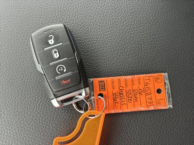 2026 RAM Ram 5500 Chassis Cab RAM 5500 BIG HORN CHASSIS CREW CAB 4X4 84 CA