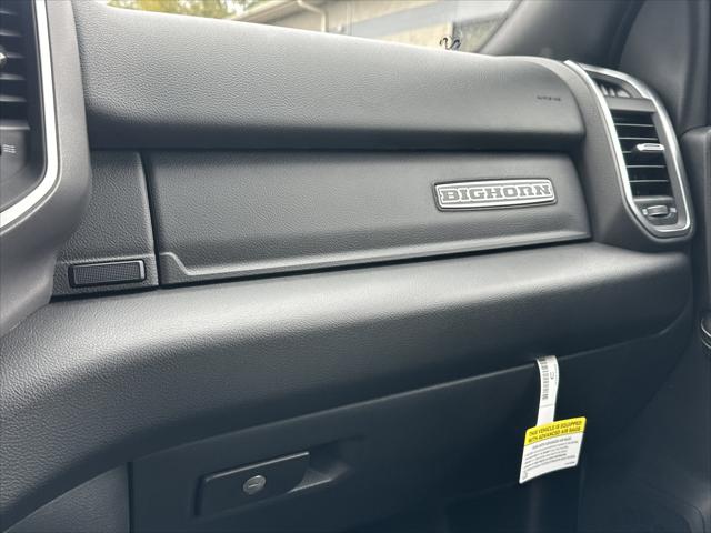 2026 RAM Ram 5500 Chassis Cab RAM 5500 BIG HORN CHASSIS CREW CAB 4X4 84 CA