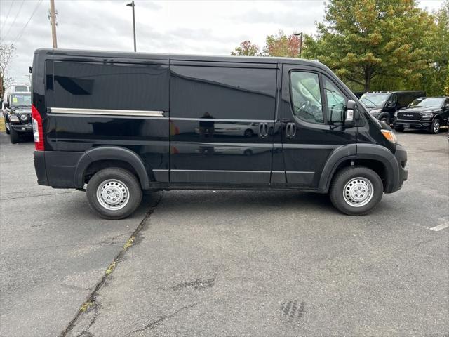 2026 RAM ProMaster 2500 RAM PROMASTER 2500 TRADESMAN CARGO VAN LOW ROOF 136 WB