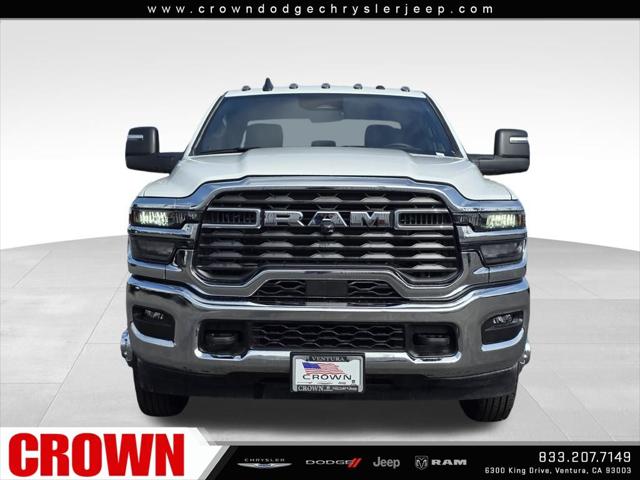 2026 RAM Ram 3500 Chassis Cab RAM 3500 TRADESMAN CREW CAB CHASSIS 4X2 60 CA 2026 RAM Ram 3500 Chassis Cab RAM 3500 TRADESMAN CREW CAB CHASSIS 4X2 60 CA