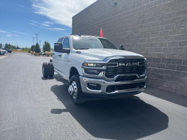 2026 RAM Ram 3500 Chassis Cab RAM 3500 TRADESMAN CREW CAB CHASSIS 4X4 60 CA 2026 RAM Ram 3500 Chassis Cab RAM 3500 TRADESMAN CREW CAB CHASSIS 4X4 60 CA