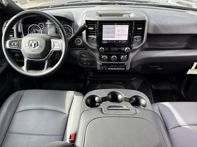 2026 RAM Ram 5500 Chassis Cab RAM 5500 TRADESMAN CHASSIS CREW CAB 4X4 84 CA