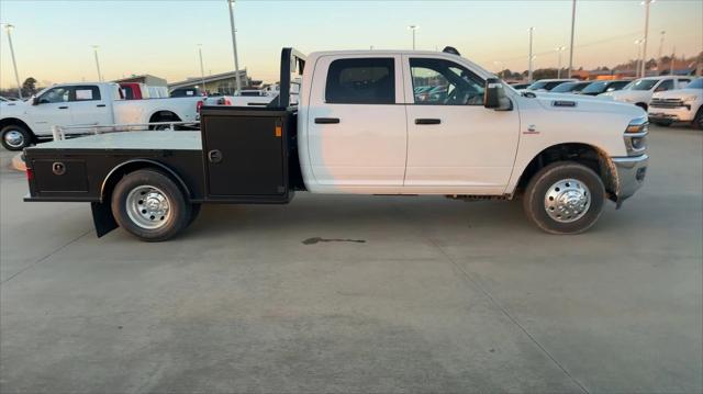 2026 RAM Ram 3500 Chassis Cab RAM 3500 TRADESMAN CREW CAB CHASSIS 4X4 60 CA 2026 RAM Ram 3500 Chassis Cab RAM 3500 TRADESMAN CREW CAB CHASSIS 4X4 60 CA