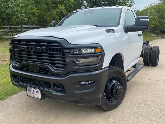 2026 RAM Ram 3500 Chassis Cab RAM 3500 TRADESMAN CHASSIS REGULAR CAB 4X4 84 CA