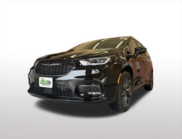 2026 Chrysler Pacifica PACIFICA LIMITED AWD