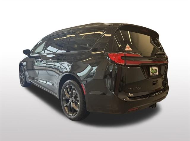 2026 Chrysler Pacifica PACIFICA LIMITED AWD