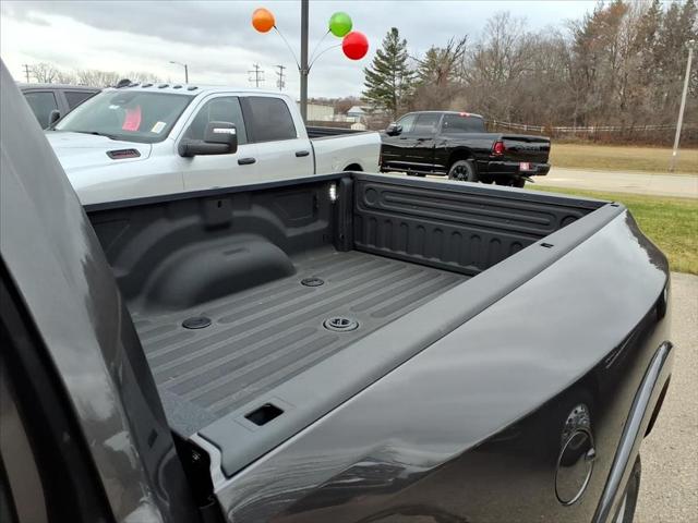 2026 Ram 3500 Limited Crew Cab 4x4 8' Box