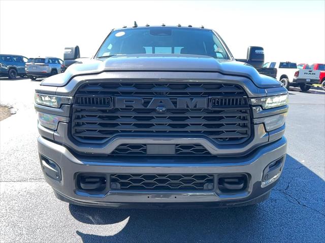 2025 RAM Ram 3500 RAM 3500 BIG HORN CREW CAB 4X4 8 BOX