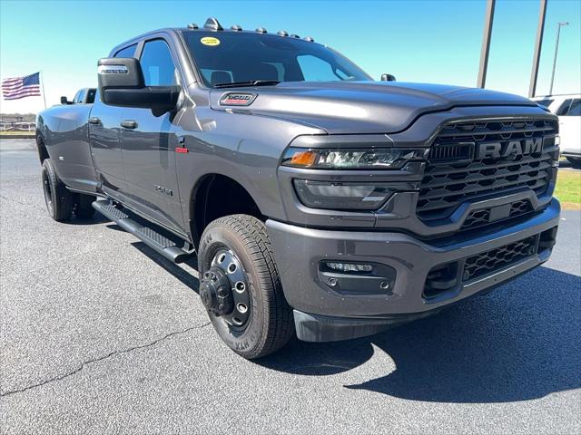 2025 RAM Ram 3500 RAM 3500 BIG HORN CREW CAB 4X4 8 BOX