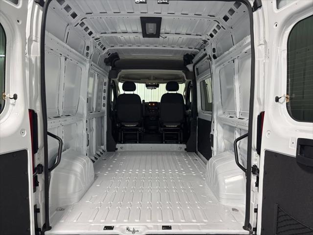 2026 Ram ProMaster Cargo Van Tradesman High Roof 136" WB w/Pass Seat