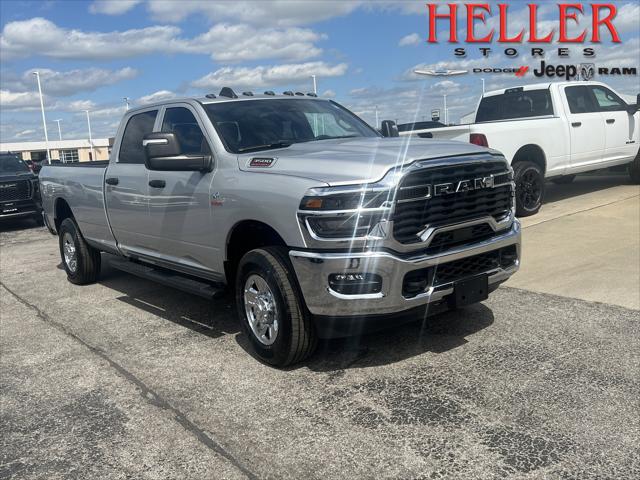 2026 RAM Ram 3500 RAM 3500 TRADESMAN CREW CAB 4X4 8 BOX