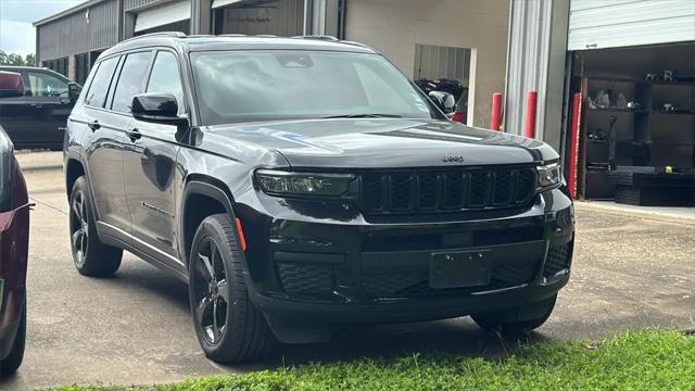 2023 Jeep Grand Cherokee L Altitude 4x2