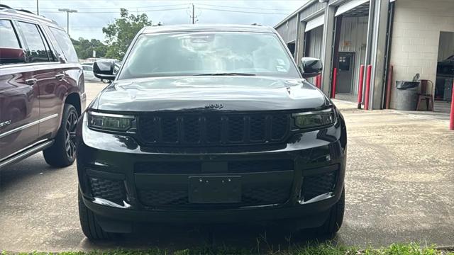 2023 Jeep Grand Cherokee L Altitude 4x2