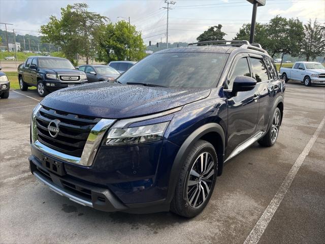 2024 Nissan Pathfinder Platinum FWD
