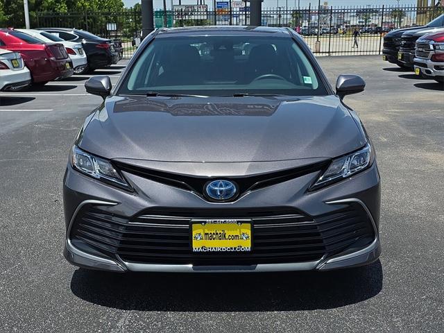 2022 Toyota Camry LE Hybrid