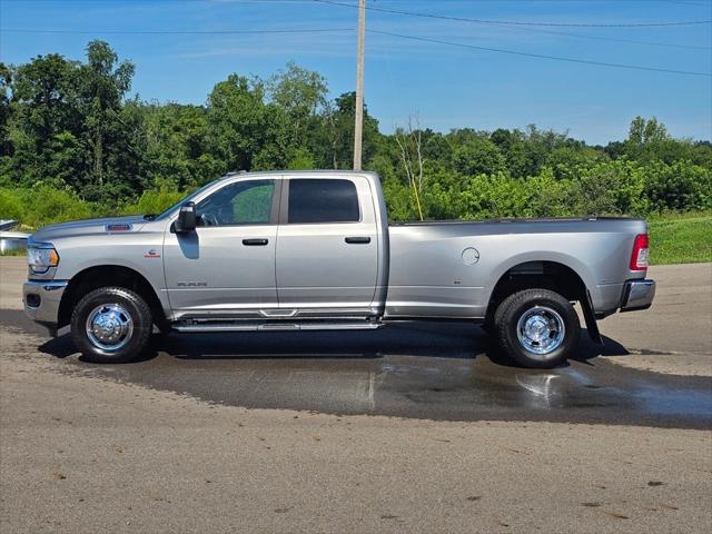 2024 RAM 3500 Big Horn Crew Cab 4x4 8 Box 2024 RAM 3500 Big Horn Crew Cab 4x4 8 Box