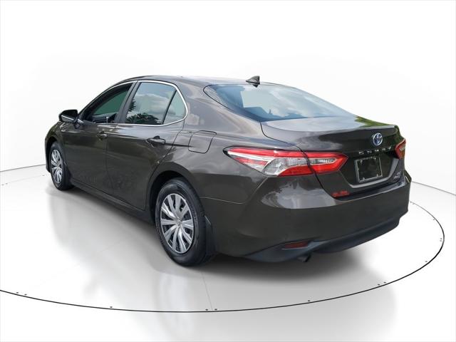 2020 Toyota Camry LE Hybrid