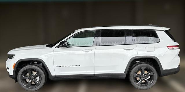 2025 Jeep Grand Cherokee GRAND CHEROKEE L ALTITUDE X 4X4