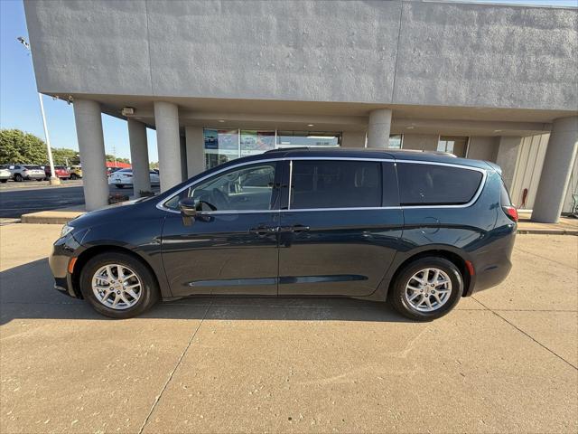 2022 Chrysler Pacifica Touring L 2022 Chrysler Pacifica Touring L