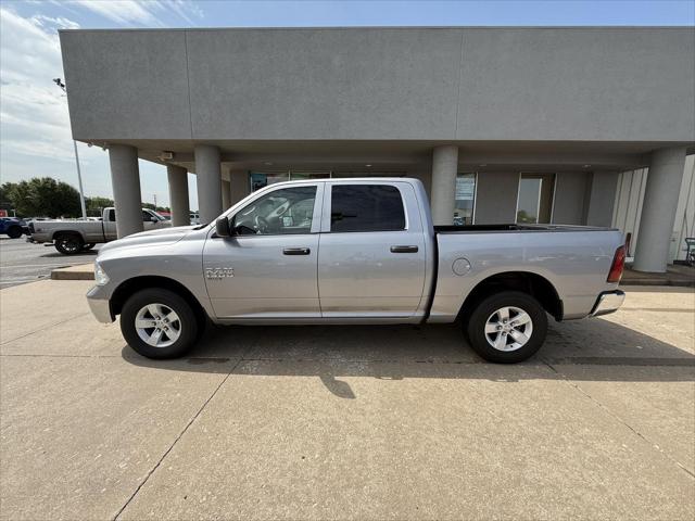 2022 RAM 1500 Classic SLT Crew Cab 4x4 57 Box 2022 RAM 1500 Classic SLT Crew Cab 4x4 57 Box