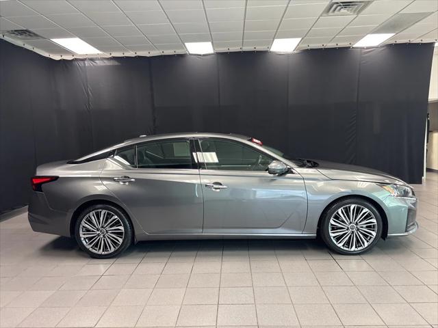2023 Nissan Altima SL FWD