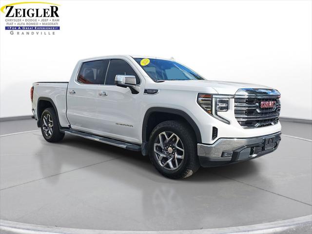 2023 GMC Sierra 1500 4WD Crew Cab Short Box SLT 2023 GMC Sierra 1500 4WD Crew Cab Short Box SLT