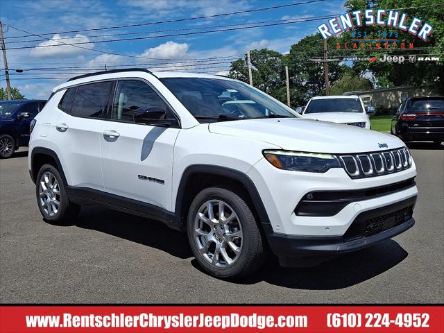 2022 Jeep Compass Latitude Lux 4x4