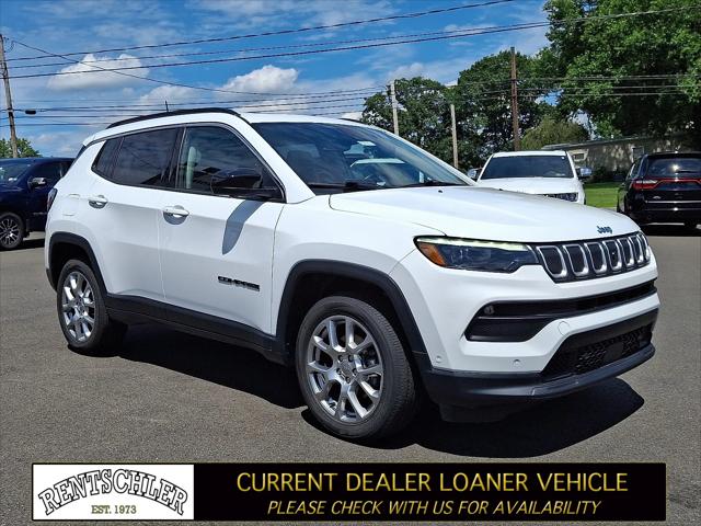 2022 Jeep Compass Latitude Lux 4x4