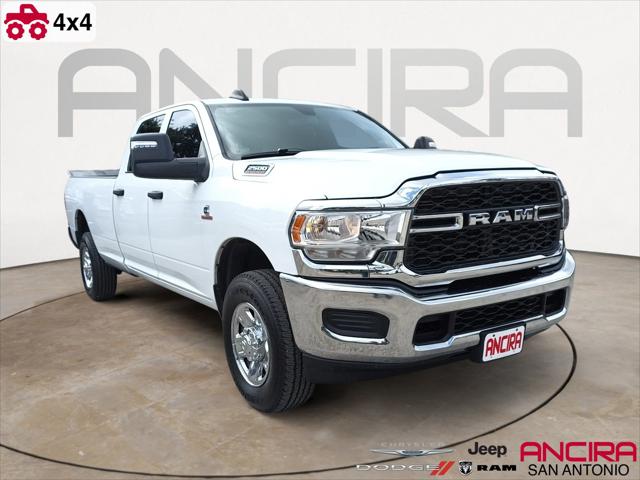 2023 RAM 2500 Tradesman Crew Cab 4x4 8 Box