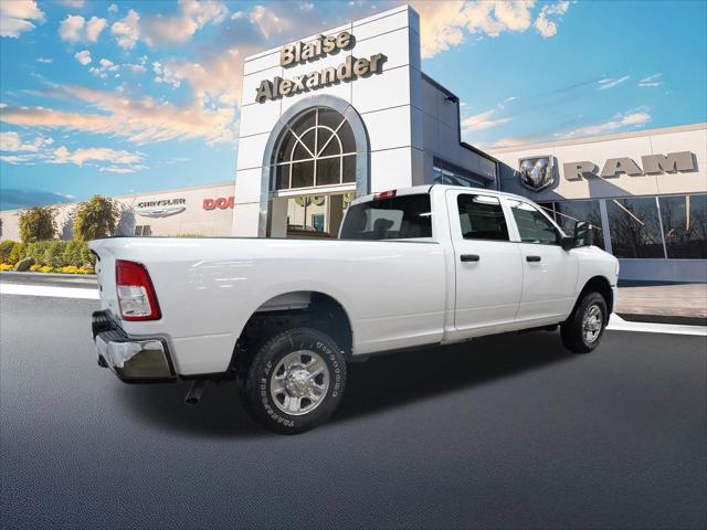 2023 RAM 2500 Tradesman Crew Cab 4x4 8 Box