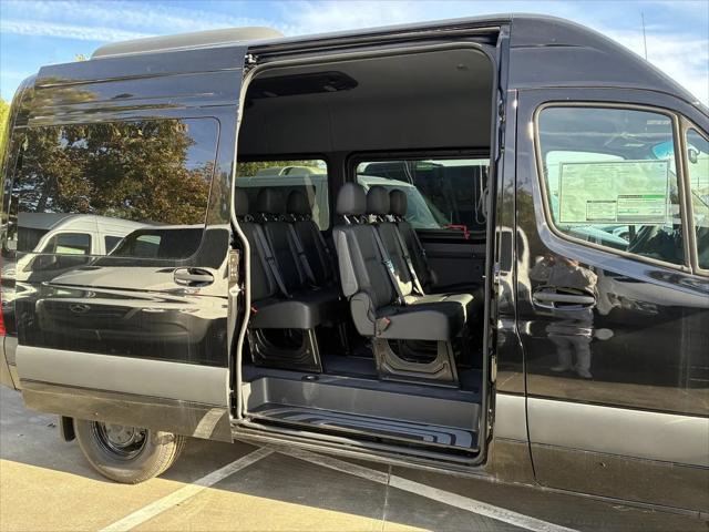 2025 Mercedes-Benz Sprinter 2500 Standard Roof 4-Cyl Diesel HO