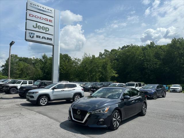 2022 Nissan Altima SL FWD