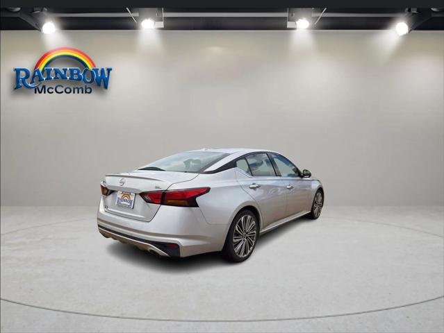 2023 Nissan Altima SL FWD