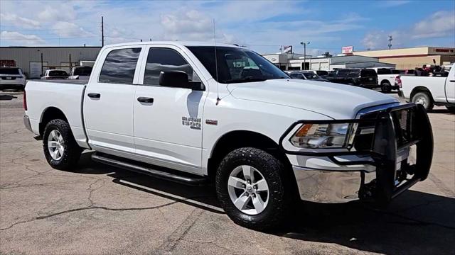 2022 RAM 1500 Classic Tradesman Crew Cab 4x4 57 Box