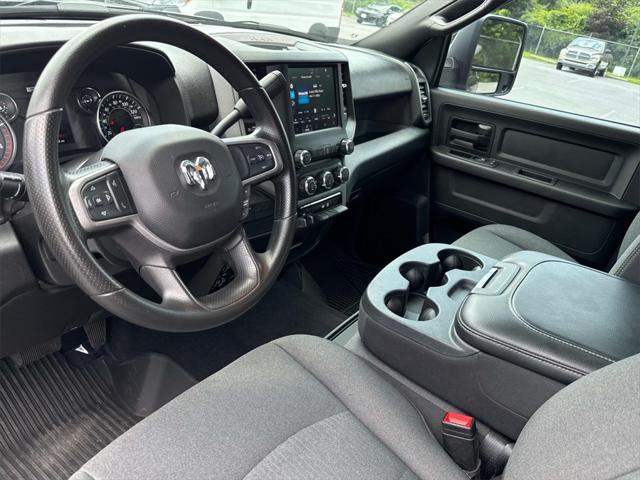 2024 RAM 3500 Tradesman Crew Cab 4x4 64 Box