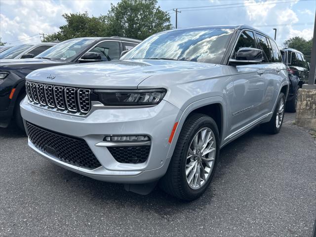 2022 Jeep Grand Cherokee Summit 4x4