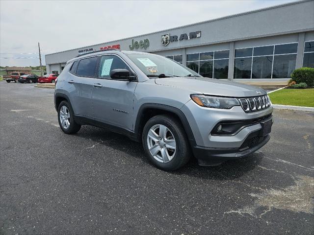 2022 Jeep Compass Latitude FWD