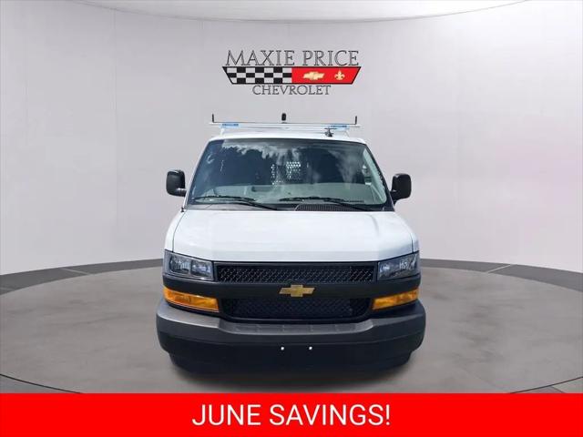 2025 Chevrolet Express Cargo Van RWD 2500 Regular Wheelbase WT