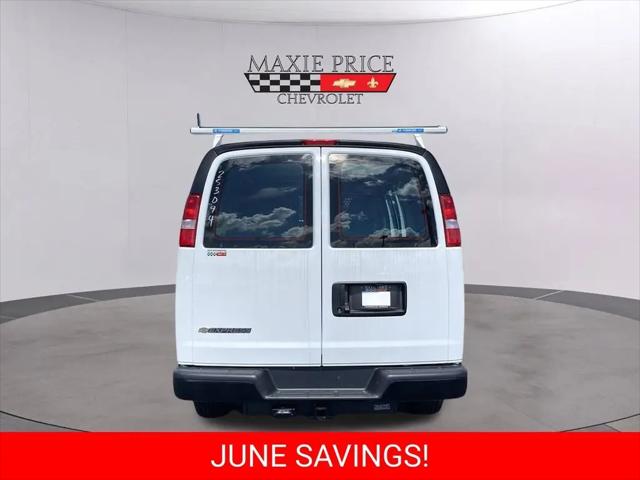 2025 Chevrolet Express Cargo Van RWD 2500 Regular Wheelbase WT