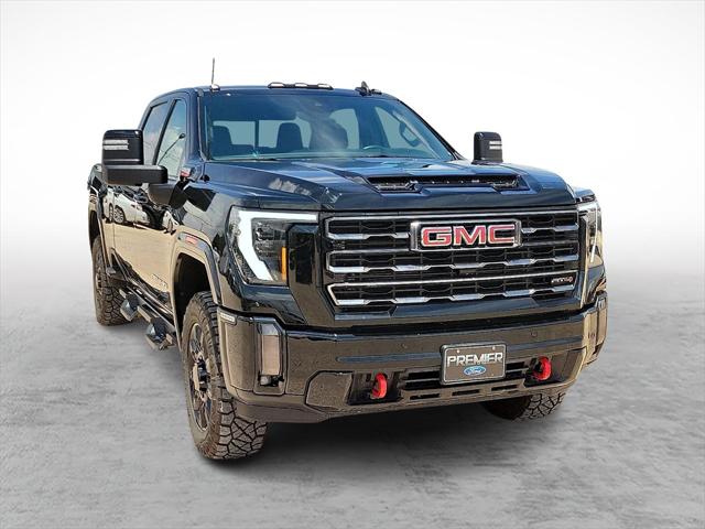 2024 GMC Sierra 2500HD 4WD Crew Cab Standard Bed AT4