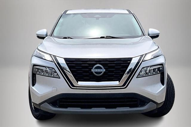 2022 Nissan Rogue SV FWD