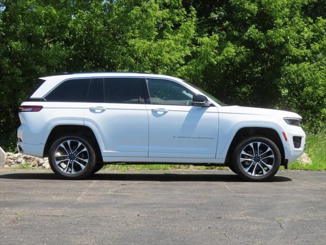 2022 Jeep Grand Cherokee Overland 4x4